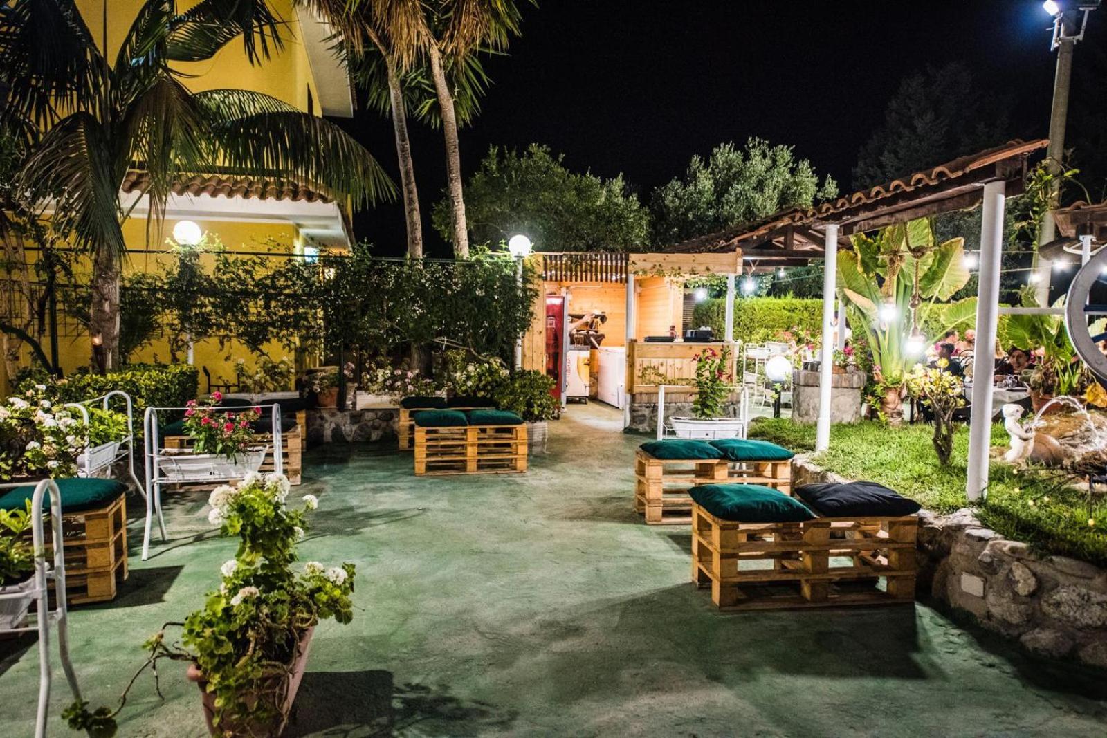 Bed and Breakfast Casa Cosmano Brancaleone Marina Exterior foto