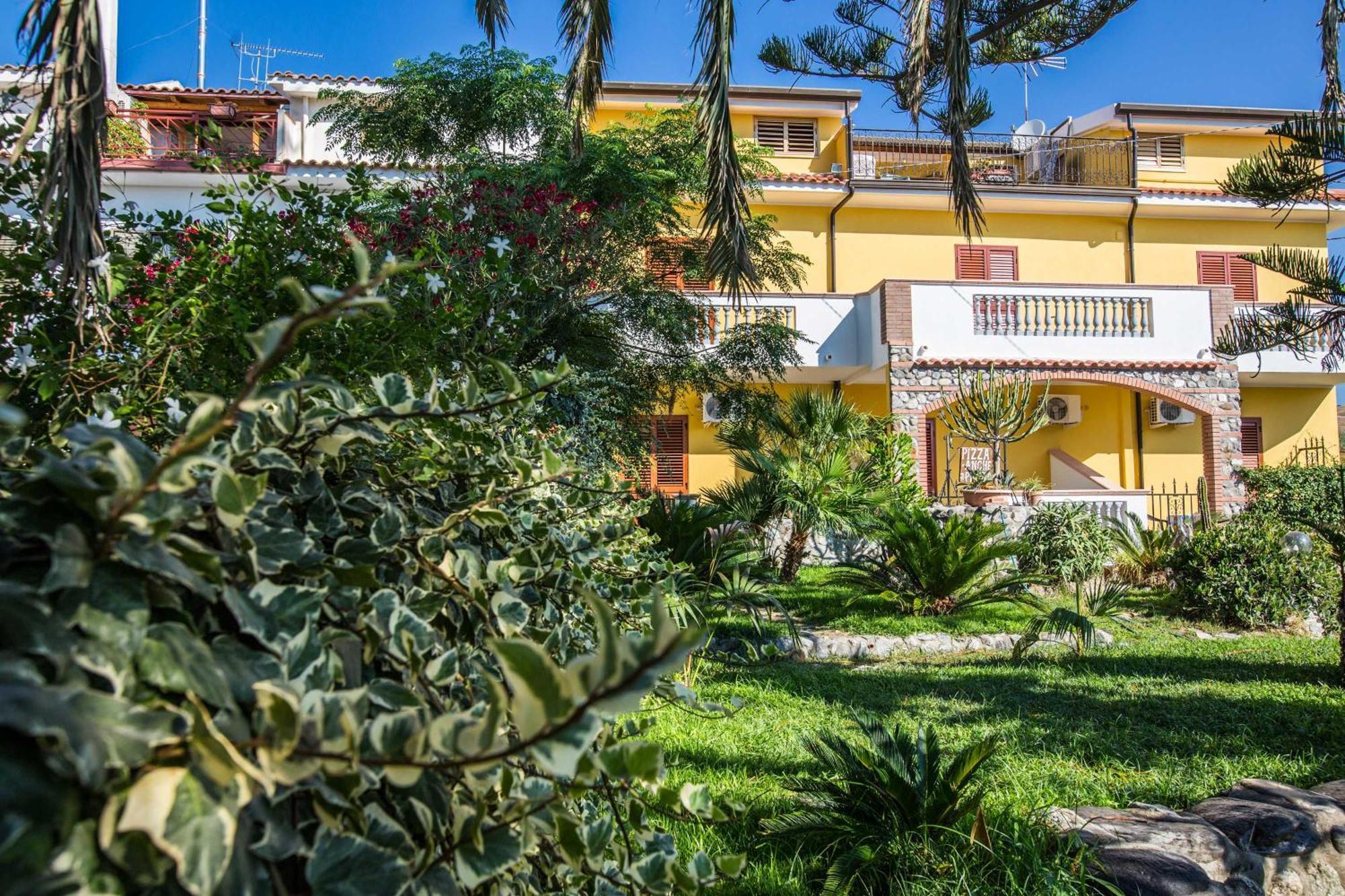 Bed and Breakfast Casa Cosmano Brancaleone Marina Exterior foto