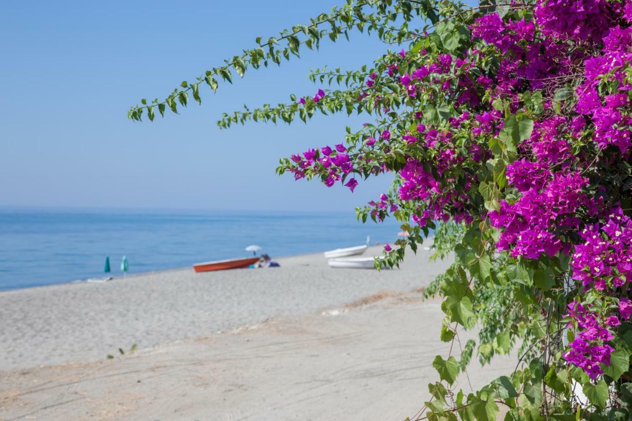 Bed and Breakfast Casa Cosmano Brancaleone Marina Exterior foto